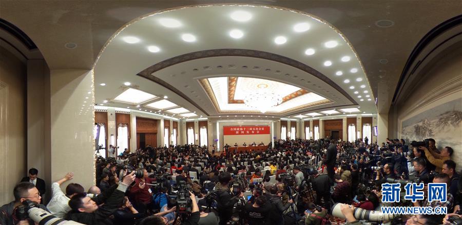 （两会）（7）全国政协十二届五次会议举行新闻发布会